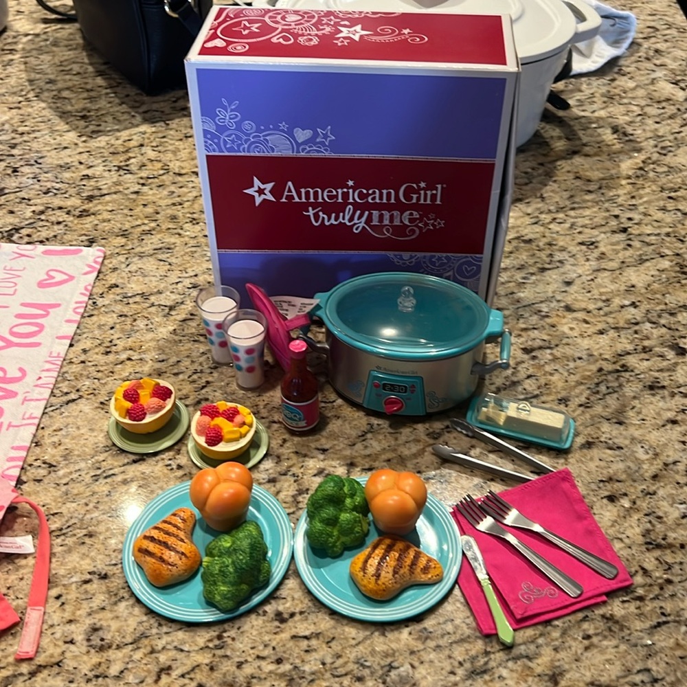 American Girl slow cooker dinner set